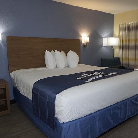 Days Inn By Wyndham Apopka/Orlando Esterno foto