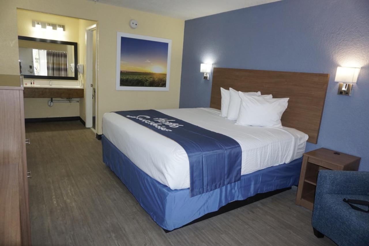 Days Inn By Wyndham Apopka/Orlando Esterno foto