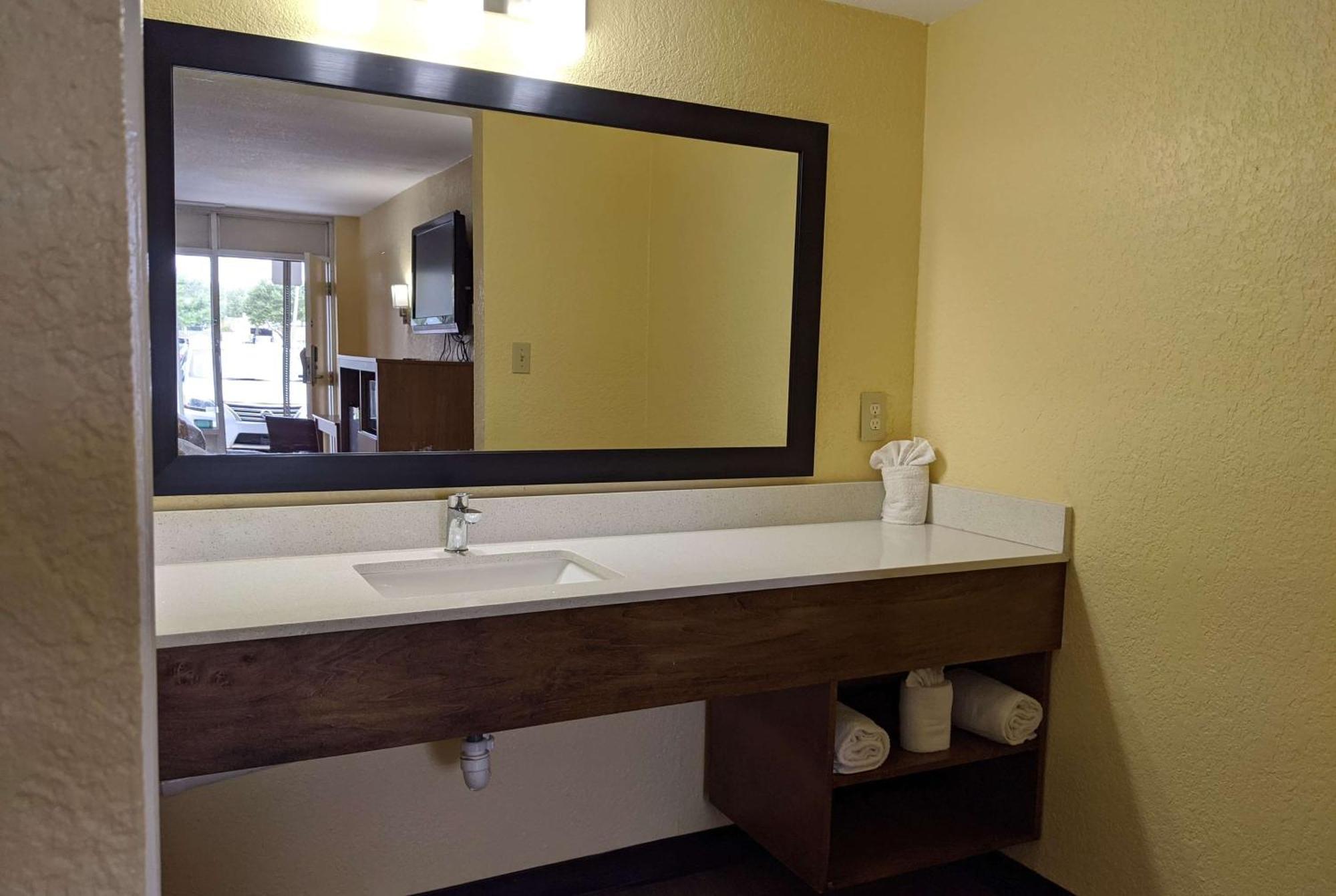 Days Inn By Wyndham Apopka/Orlando Esterno foto